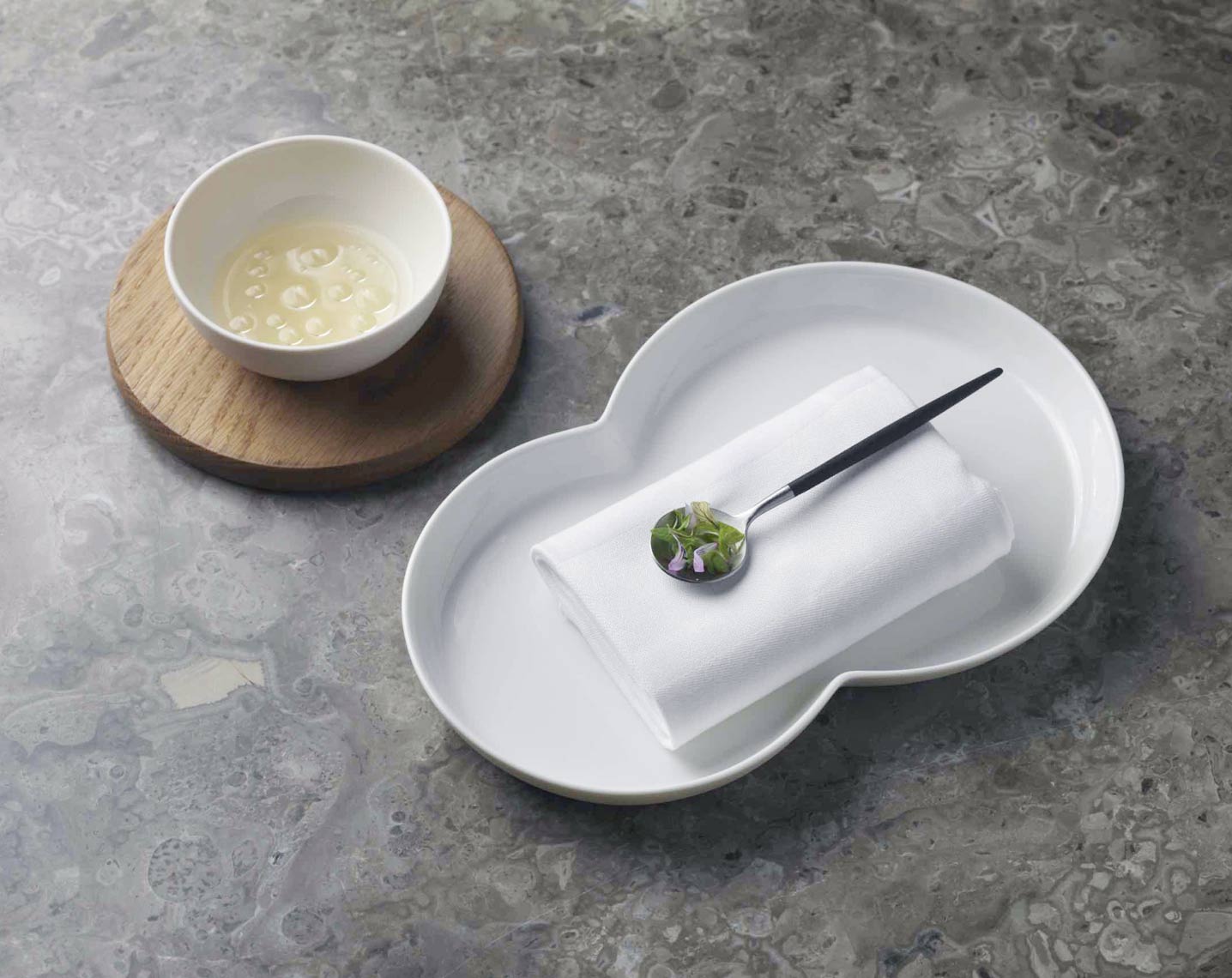 TheTable_Geranium_0029